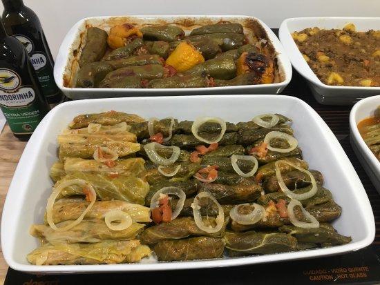 Lola Cafe & Restaurante